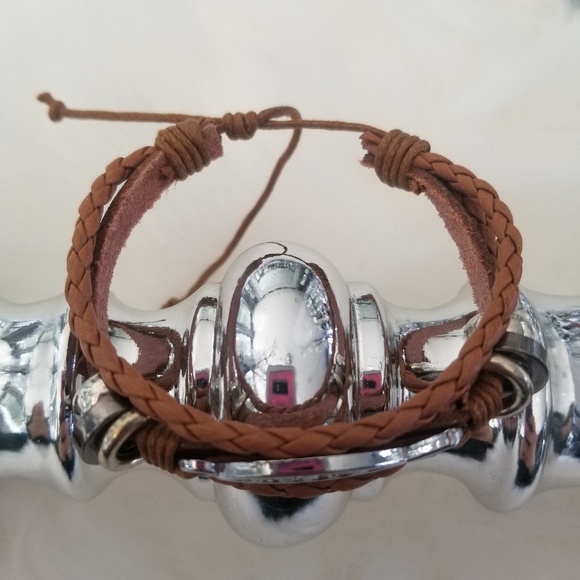 Tan silver JESUS bracelet - Picture 3 of 3